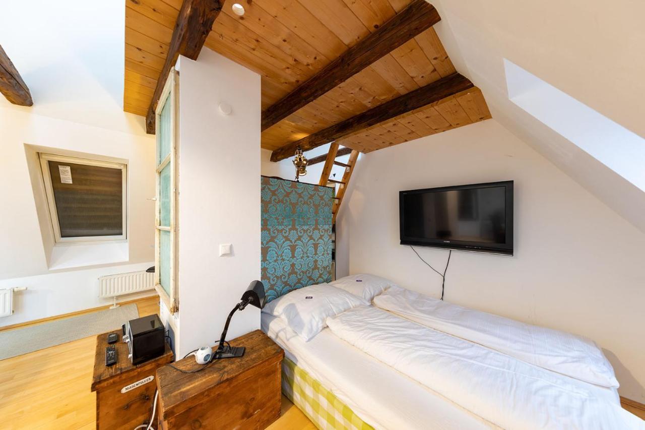 Pharmacy-Loft Apartment Graz Exterior foto